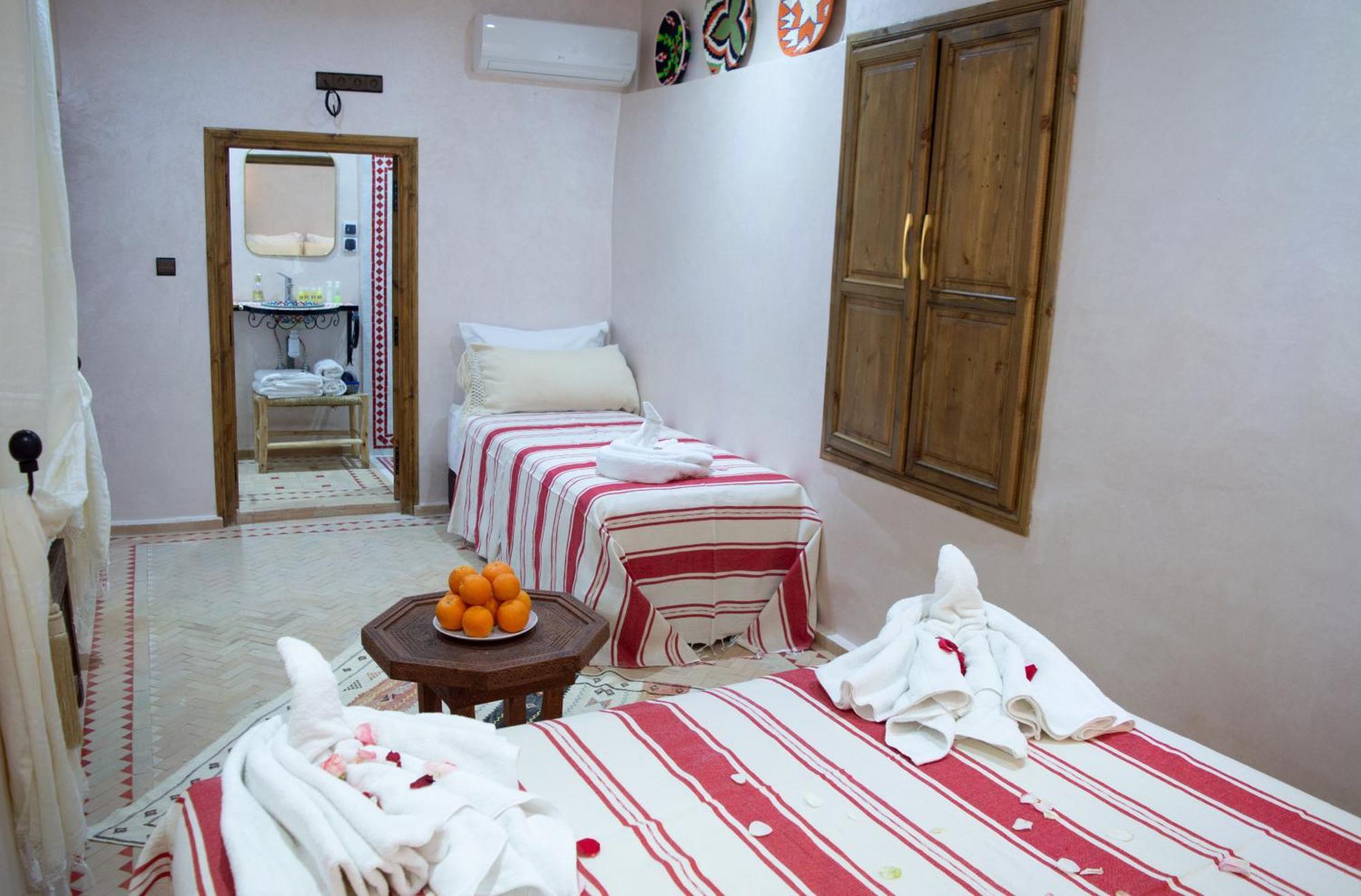 Ferme D'Hote Zomorroda Marrakesh Ngoại thất bức ảnh